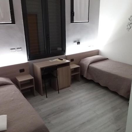 Hotel Alle Scuole New Curtarolo ภายนอก รูปภาพ