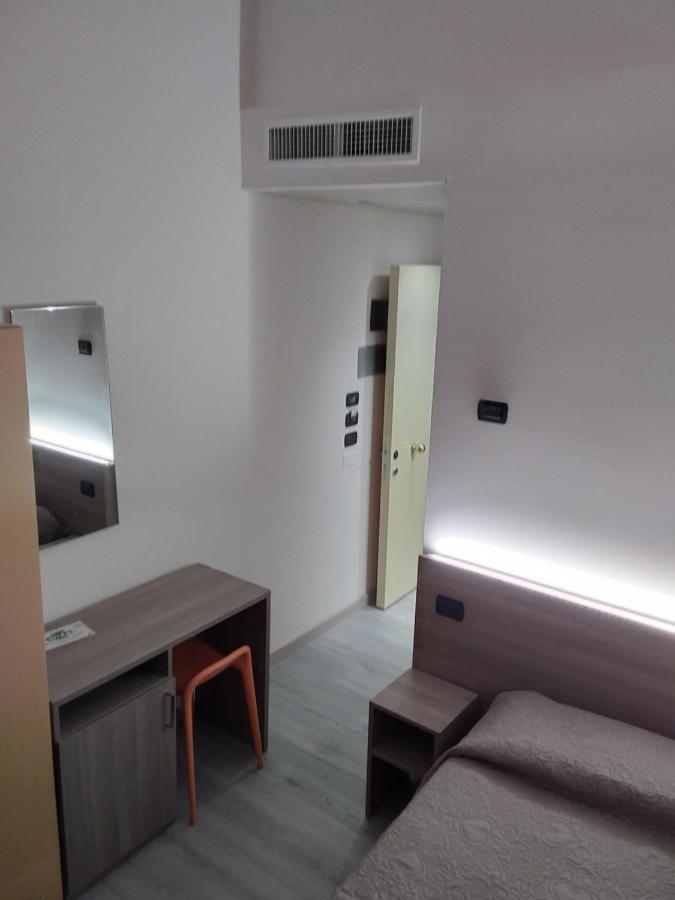 Hotel Alle Scuole New Curtarolo ภายนอก รูปภาพ